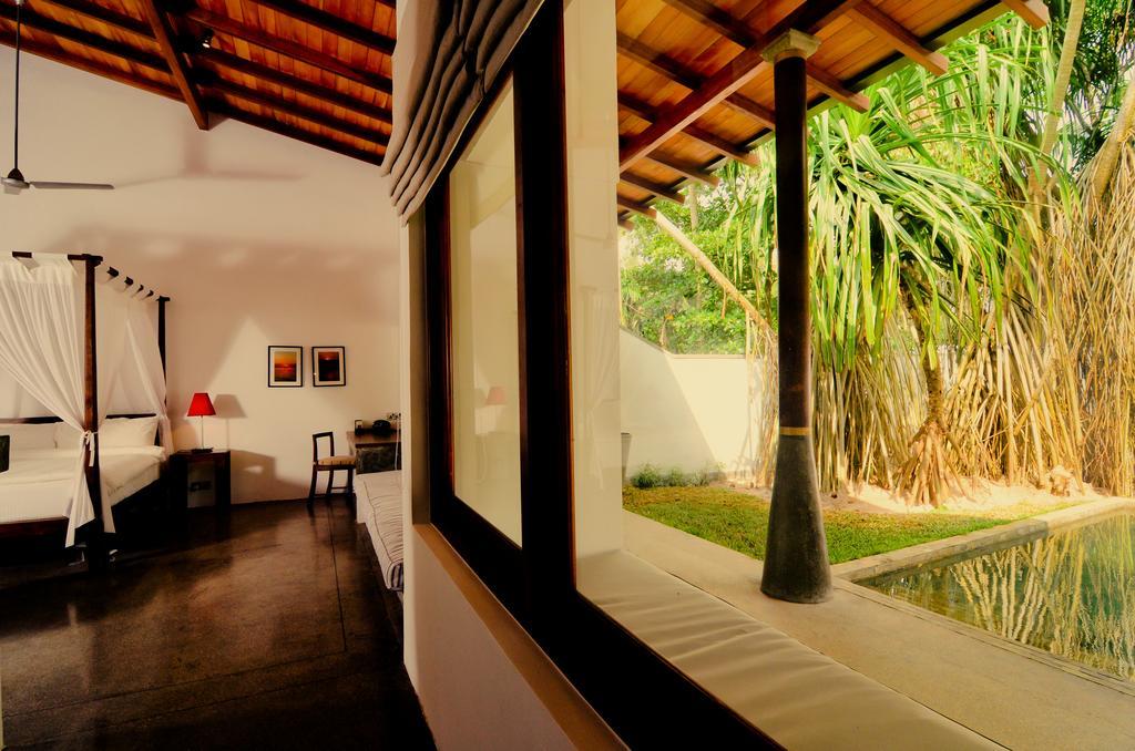 Wallawwa Katunayake Exterior photo
